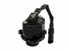 Load image into Gallery viewer, Turbosmart 15-18 Mercedes-Benz C63 LHS BOV Kompact EM Plumb Back VR33 BOV (Single BOV)