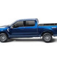 Load image into Gallery viewer, Retrax 15-18 F-150 Super Crew & Super Cab 5.5ft Bed RetraxPRO XR