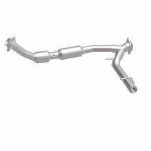Load image into Gallery viewer, Magnaflow 03-04 Lincoln Navigator 5.4L Direct Fit Converter