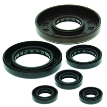 Load image into Gallery viewer, QuadBoss 98-04 Honda TRX450 FourTrax Foreman 4x4 S/ES Oil Seal Set