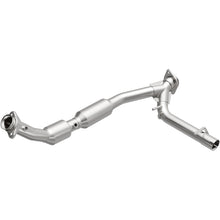 Load image into Gallery viewer, Magnaflow 03-04 Lincoln Navigator 5.4L Direct Fit Converter