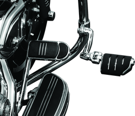 Kuryakyn Longhorn Trident Dually Offset Highway Pegs 1-1/4 in Clamp Chrome