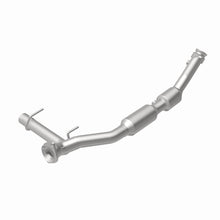 Load image into Gallery viewer, Magnaflow 03-04 Lincoln Navigator 5.4L Direct Fit Converter