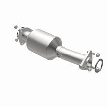 Load image into Gallery viewer, Magnaflow Conv Direct Fit 17-19 Honda CR-V Single Underbody 2.4L