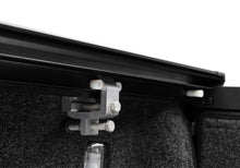 Load image into Gallery viewer, Retrax 17-25 Honda Ridgeline 5.4 ft Bed RetraxONE XR