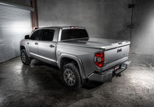 Load image into Gallery viewer, UnderCover 22-24 Toyota Tundra CC 5.5ft w/ Deck Rail Sys Elite LX Bed Cover - Platinum White Pearl