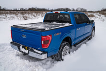 Load image into Gallery viewer, Retrax 17-25 Honda Ridgeline 5.4 ft Bed RetraxPRO XR