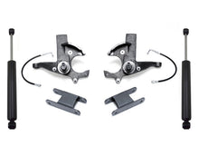Load image into Gallery viewer, MaxTrac 82-04 Chevrolet S-10 2WD 3in/1in Spindle Lift Kit