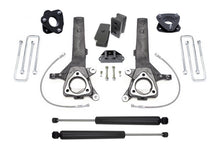 Load image into Gallery viewer, MaxTrac 04-18 Nissan Titan 2WD 6.5in/4in MaxPro Spindle Lift Kit w/MaxTrac Shocks
