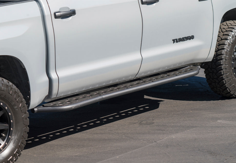Cali Raised 14-21 Toyota Tundra Step Ed Rock Sliders - Kick Out/BedLiner Filler Plate/BedLiner