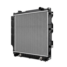 Load image into Gallery viewer, Mishimoto Jeep Wrangler Replacement Radiator 1987-1995