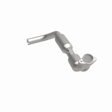 Load image into Gallery viewer, Magnaflow 03-04 Lincoln Navigator 5.4L Direct Fit Converter