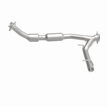 Load image into Gallery viewer, Magnaflow 03-04 Lincoln Navigator 5.4L Direct Fit Converter