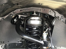 Load image into Gallery viewer, Tuff Country 15-18 Toyota Hilux 4x4 4in Lift Kit (w/Standard Control Arms SX8000 Shocks)