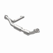 Load image into Gallery viewer, Magnaflow 03-04 Lincoln Navigator 5.4L Direct Fit Converter
