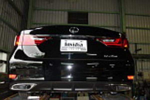 Invidia 12+ Lexus GS350 Q300 Axle-Back Exhaust