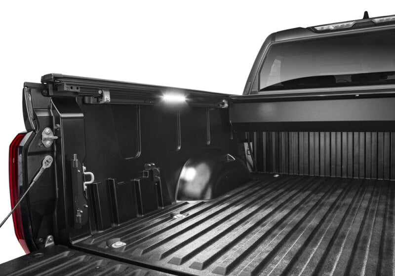 Retrax 19-24 RAM 5ft 7in Bed w/ RAM Boxes Retrax EQ Bed Cover