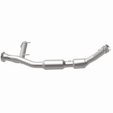 Load image into Gallery viewer, Magnaflow 03-04 Lincoln Navigator 5.4L Direct Fit Converter