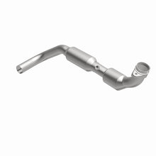 Load image into Gallery viewer, Magnaflow 03-04 Lincoln Navigator 5.4L Direct Fit Converter
