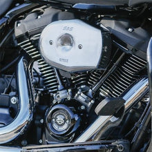 Load image into Gallery viewer, S&amp;S Cycle 17-23 M8 Touring/18-23 BT Stealth Air Cleaner Kit w/ Chrome Tribute Cover