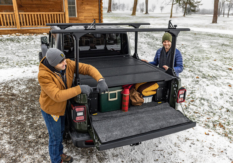 BAK 21-25 Ford F-150 6.5ft. Bed BAKFlip MX4 TS
