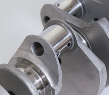 Load image into Gallery viewer, Eagle Chevrolet LS7 4.375in Stroke 1.889in Rod Journals 58T Reluctor Forged 4340 Steel Crankshaft