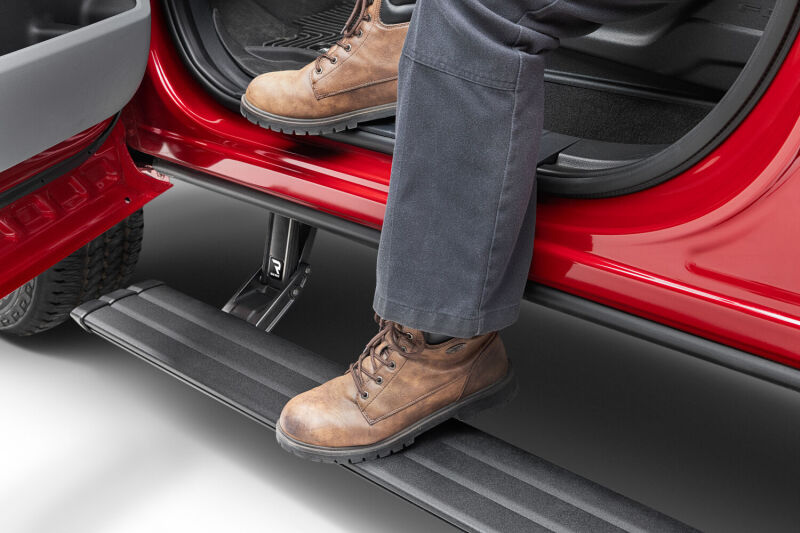 AMP Research 20-22 Ford F-250/F-250 / 2022 Ford F-450 PowerStep Vision