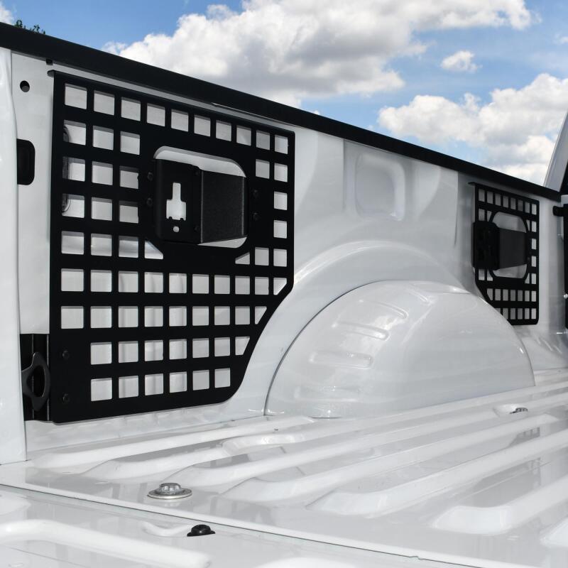 Putco 23-24 Ford Super Duty Drive Side Molle Panel for 6.75ft (Standard Box)