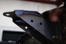 Load image into Gallery viewer, Rust Buster 81-87 Chevy C/K10 Rear Cab Mount