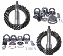 Load image into Gallery viewer, Revolution Gear &amp; Axle 93-96 Ford F-150 F8.8in-Dana 44 Reverse Cut IFS 4.56 Ratio Gear Package