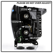 Load image into Gallery viewer, Spyder Signature 20-21 Ford F150 (Halogen Model) Proj. Headlights - Black (PRO-YD-FF15021HALSI-BK)