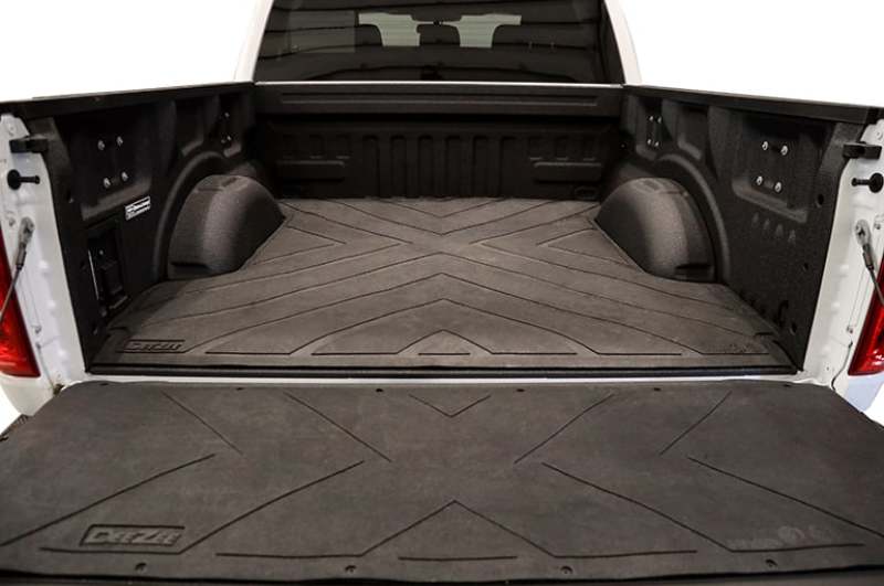 Dee Zee 09-18 Dodge/Ram Ram Heavyweight Bed Mat - Custom Fit 5 1/2Ft Bed (X Pattern)