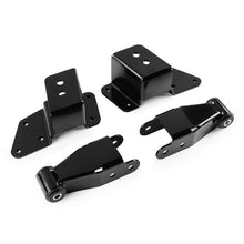 Load image into Gallery viewer, QA1 99-06 Chevrolet Silverado 1500 2WD Short Bed Double Adjustable 2-4in Rear Drop Kit