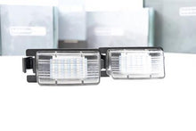 Load image into Gallery viewer, NISSAN: XB LED LICENSE PLATE LIGHTS PAIR