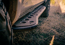 Load image into Gallery viewer, Cali Raised 05-23 Toyota Tacoma Step Ed Rock Sliders - Access Cab Wi Kick Out/Yes Raw Steel /Pwdr