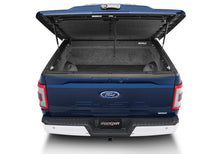Load image into Gallery viewer, Undercover 2023+ Ford F-150 Crew Cab 5.7ft Elite LX Bed Cover - Avalanche Grey