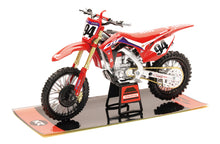 Load image into Gallery viewer, New Ray Toys Honda HRC Factory Team CRF450R (Ken Roczen #94)/ Scale - 1:12