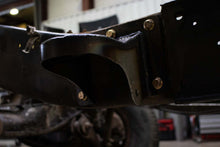 Load image into Gallery viewer, Rust Buster 81-87 Chevy C/K10 Front Cab Mount