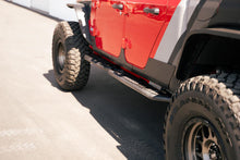 Load image into Gallery viewer, DV8 Offroad 20-23 Jeep Gladiator JT Body/Pinch Weld Mounted Step