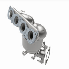 Load image into Gallery viewer, Magnaflow 14-16 Kia Forte 1.8L Direct Fit Cat Converter