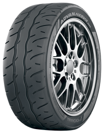 Yokohama Advan Neova AD09 Tire - 285/35R19 103W XL