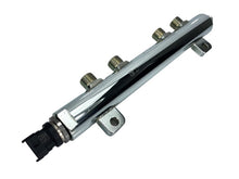 Load image into Gallery viewer, Exergy 04.5-05 Chevrolet Duramax 6.6L LLY New Stock Replacement Right Hand Fuel Rail