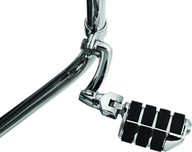Kuryakyn Longhorn Offset Dually ISO Peg With 1-1/2in Clamp Chrome