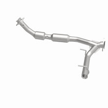Load image into Gallery viewer, Magnaflow 03-04 Lincoln Navigator 5.4L Direct Fit Converter