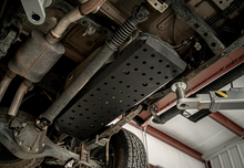 Load image into Gallery viewer, Cali Raised 05-23 Dcsb / Ac Toyota Tacoma Fuel Tank Skid Plate - Aluminum / Powder Coat