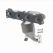 Load image into Gallery viewer, Magnaflow 2015 Kia Optima 2.4L Direct Fit Cat Converter