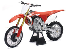 Load image into Gallery viewer, New Ray Toys Honda CRF450R Dirt Bike/ Scale - 1:6