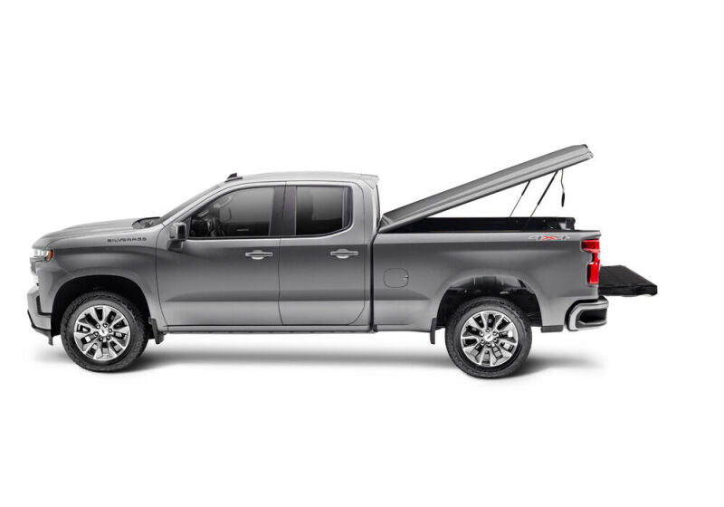 UnderCover 19-25 Chevrolet Silverado 1500 5.9ft Short Bed Elite LX Bed Cover (Painted)