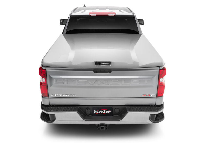 UnderCover 22-23 Chevy Silverado 5.9 ft Elite Bed Cover w/ Multi Flex TG - Cherry Red Tintcoat