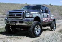 Load image into Gallery viewer, Tuff Country 05-07 F-350 Super Duty 4X4 5in Lift Kit (w/Repl. Rad. Arm Drop Brkt No Shocks)